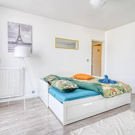 Saphir T2 Proche Paris Apartment *